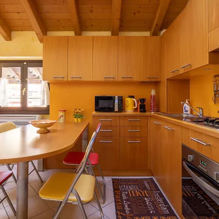 By The Ferry - Appartement Menaggio